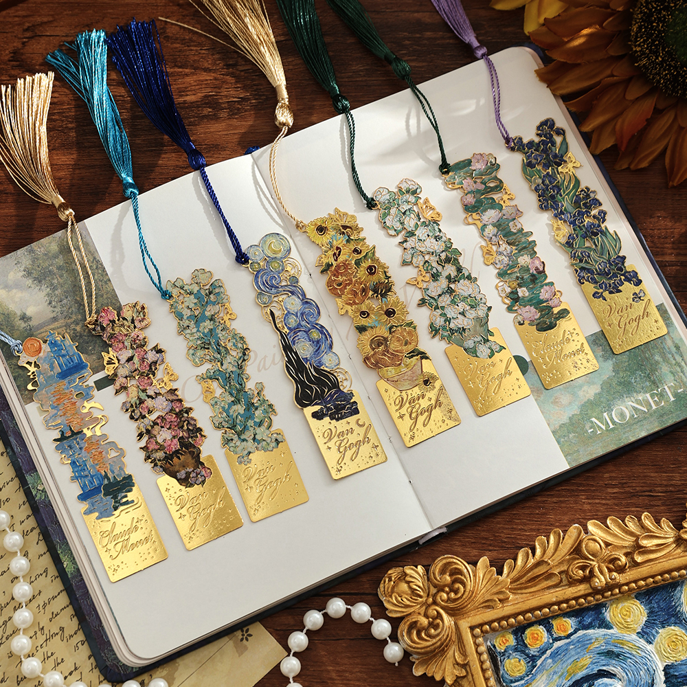 Vintage Collectibles - 1 Pc Vintage Artistic Metal Bookmark,