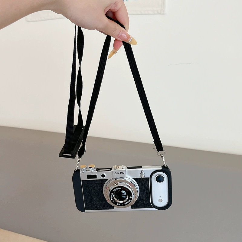 Emily in Paris Vintage Camera  – Vintage Items recenzja i cena