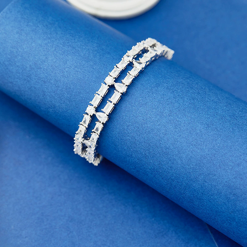 Designer Collection Bracelet N – Vintage Collectible Jewelry recenzja i cena