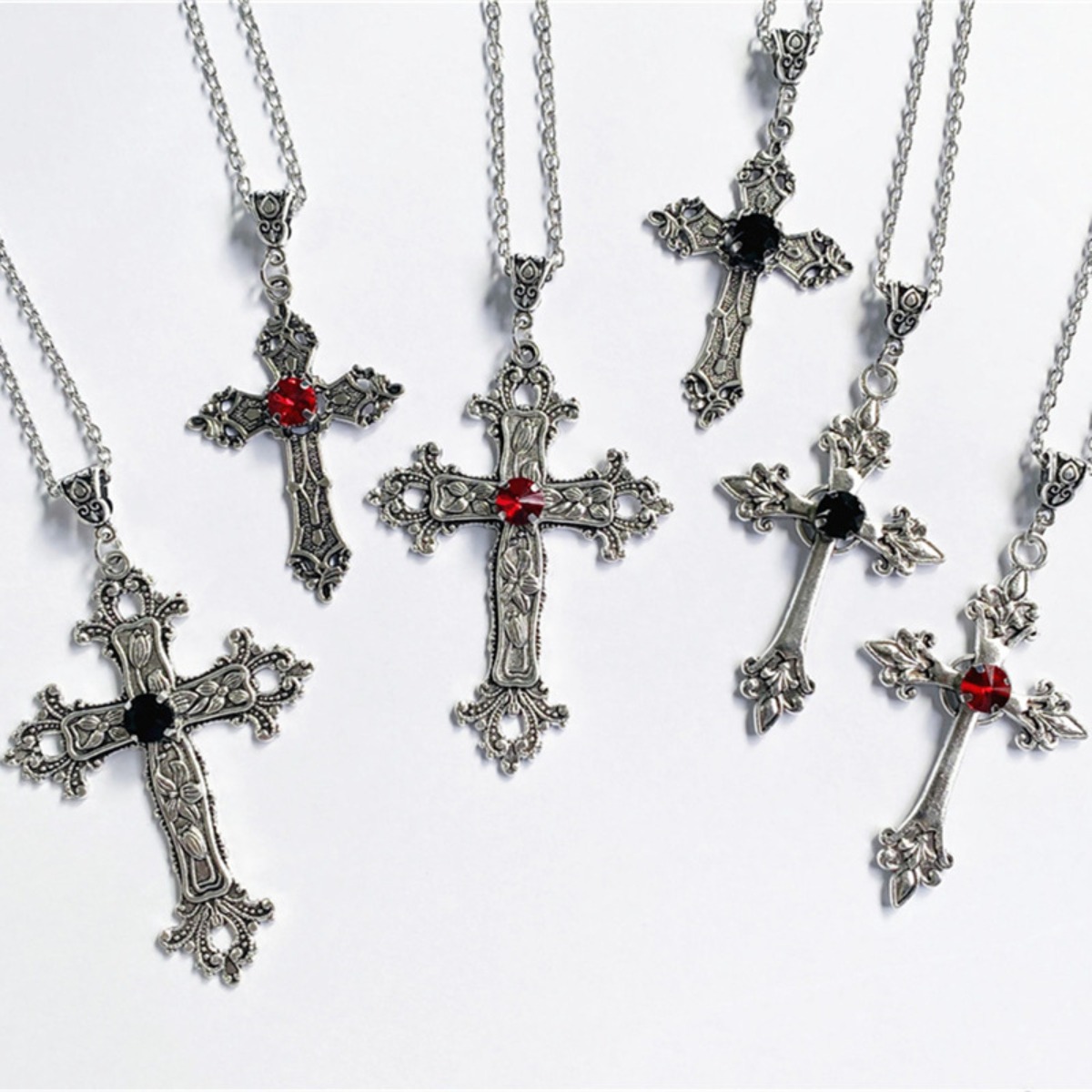 Punk Crystal Big Cross Pendant – Vintage Collectible Jewelry recenzja i cena
