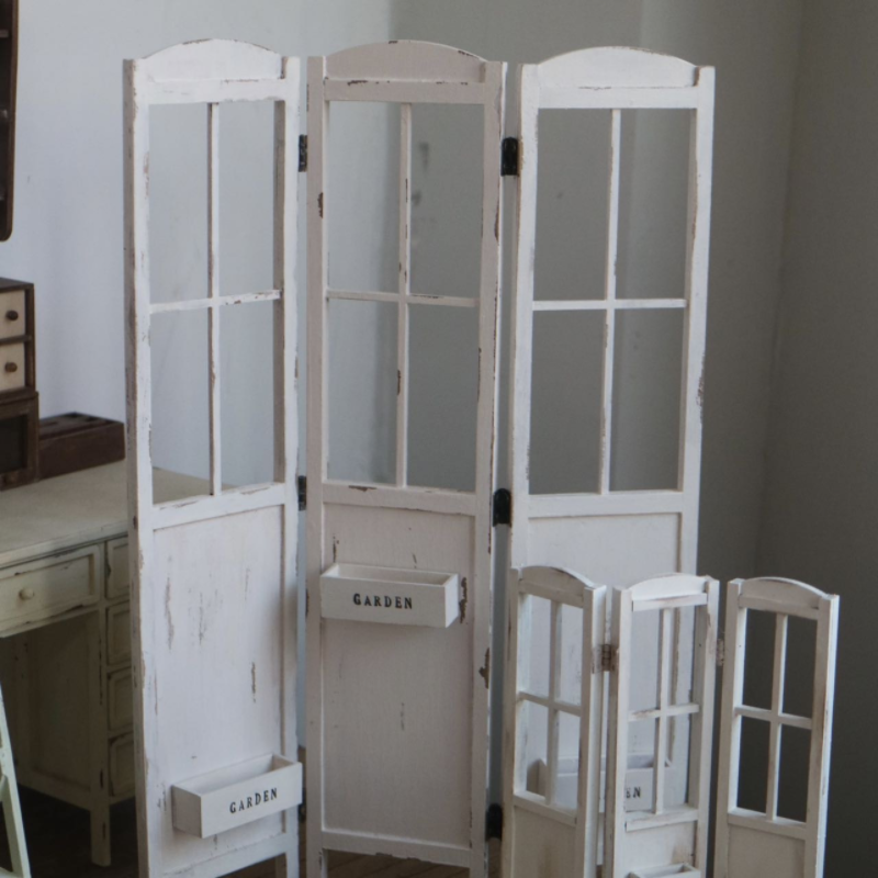 Rustic Miniature Room Divider  – Vintage Toy Collector recenzja i cena