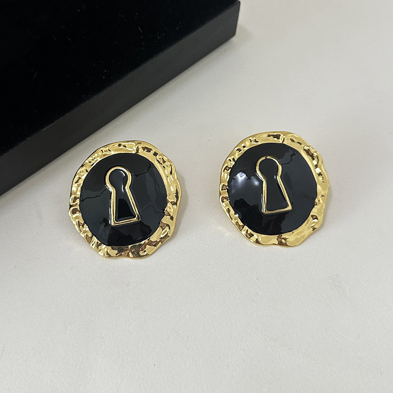 Exaggerated Black Enameled All – Vintage Collectible Jewelry recenzja i cena
