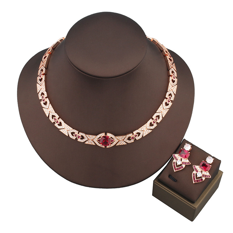 Designer Collection Style Stud – Vintage Collectible Jewelry recenzja i cena