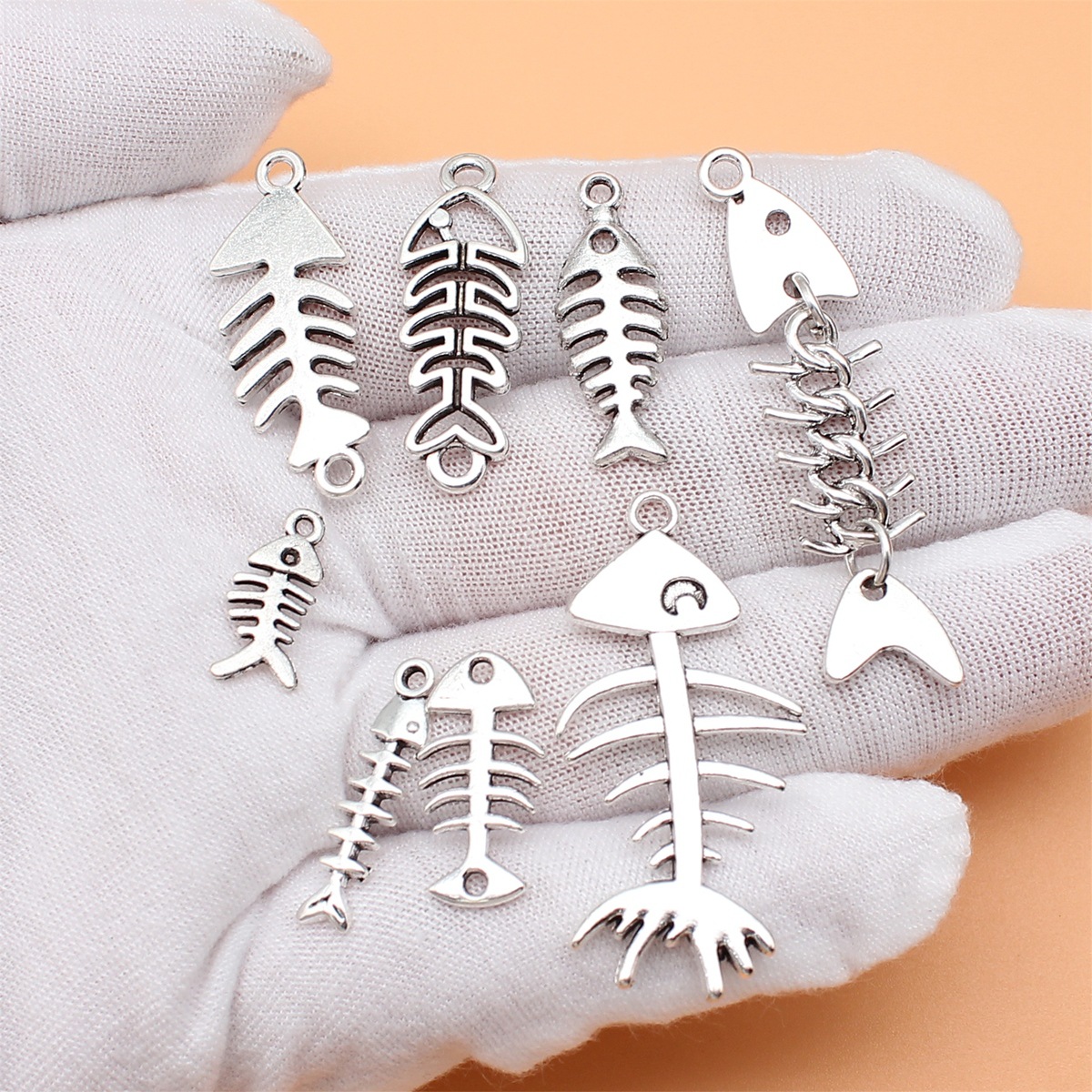 8pcs Antique Silver Color Fish – Vintage Collectible Jewelry recenzja i cena