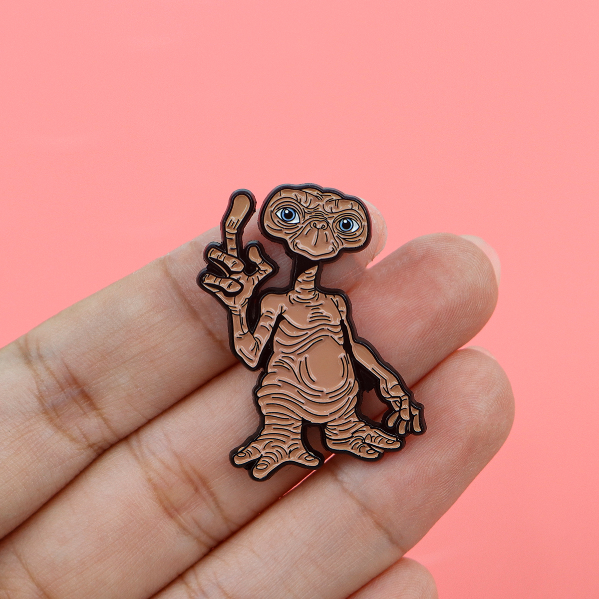 Vintage Funny Alien Enamel Car – Vintage Items recenzja i cena